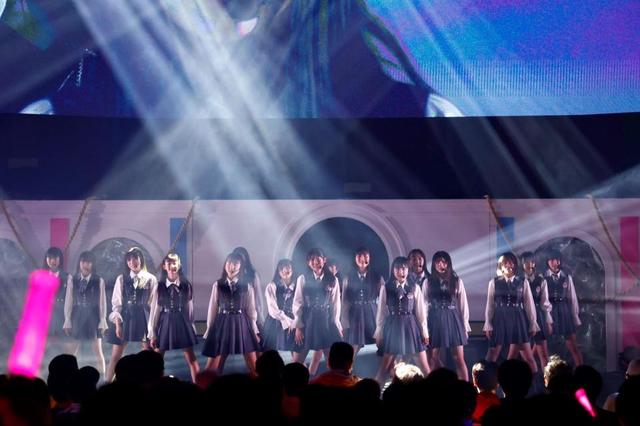 HKT48、最年少は12歳 7期生16人お披露目で総勢53人に/芸能