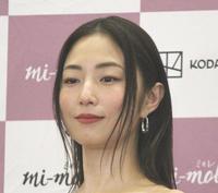 　会見に登場したＭＥＧＵＭＩ