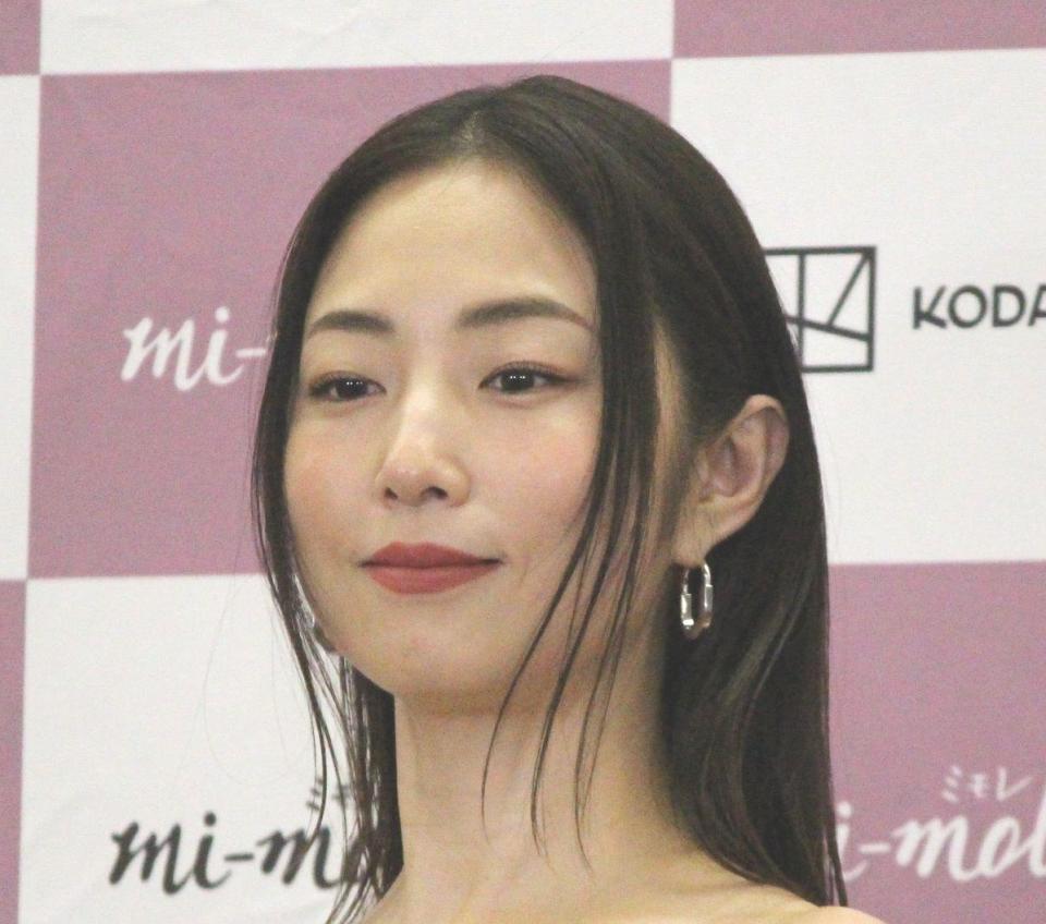 　会見に登場したＭＥＧＵＭＩ