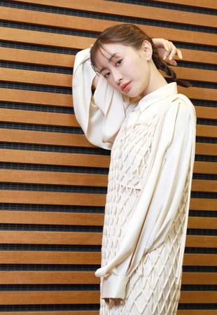 　映画「湖の女たち」で主演し難役に挑んだ松本まりか（撮影・金田祐二）