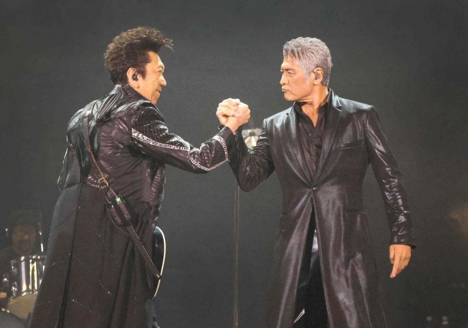 COMPLEX13年ぶり復活に5万人歓喜！吉川晃司“新シンバル