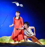 　熱演する加藤清史郎（右）と影山優佳（撮影・持木克友）