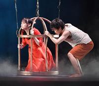 　熱演する加藤清史郎（右）と影山優佳（撮影・持木克友）