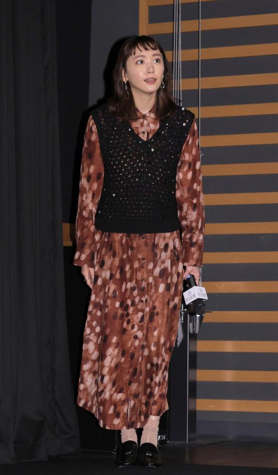 　イベントに登場する新垣結衣（撮影・西岡正）