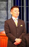 　会見に出席した深沢邦之＝東京・新橋演舞場