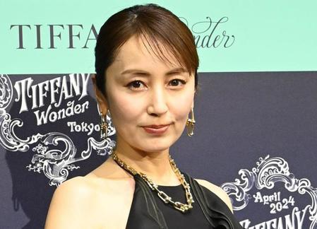 矢田亜希子　１６歳下の激似女優と２ショット公開　元なでしこ戦士も「最高の二人」と絶賛