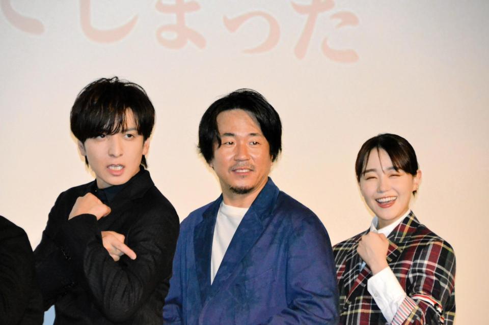 　「告白　コンフェッション」初日舞台あいさつに登場した（左から）生田斗真、ヤン・イクチュン、奈緒＝千代田区・ＴＯＨＯシネマズ日比谷