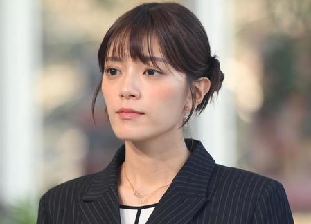 テレ朝・三谷紬アナ　人気グラドル＆モデルと３ショット公開「美女勢揃い」「豪華」「めちゃくちゃ可愛い」