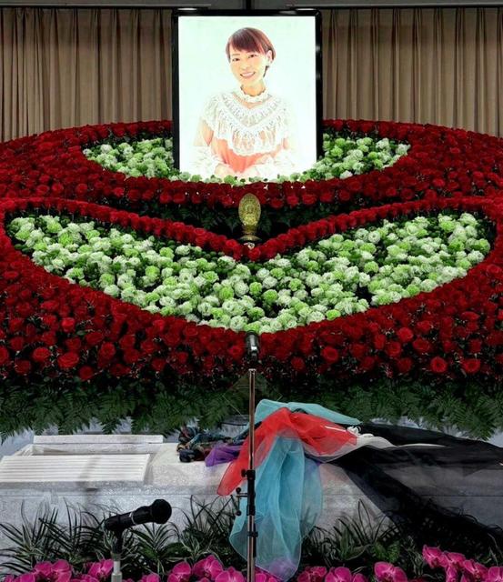 50歳で死去の門倉有希さん通夜に氷川きよし、伍代夏子、長山洋子ら