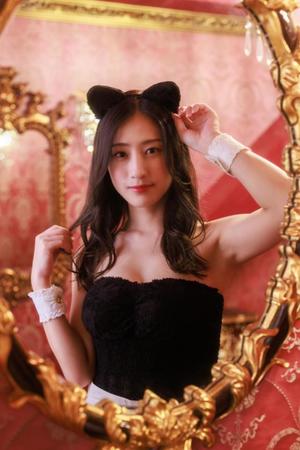 　澄田綾乃２ｎｄＤＶＤ「変。」＝ⓒ２０２４Ｌｉｖｅｒｐｏｏｌ