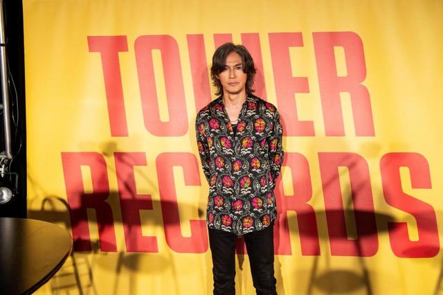 B'z稲葉浩志デビュー当時は「音楽で食っていこうという感じじゃなく