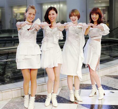 　ＭＡＸの（左から）ＬＩＮＡ、ＮＡＮＡ、ＭＩＮＡ、ＲＥＩＮＡ（１９年６月撮影）