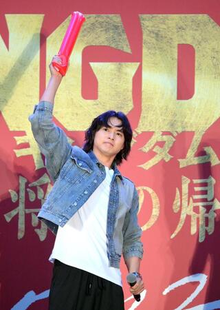 　公開前夜祭でファンの前で完成度に自信を見せる山﨑賢人（撮影・伊藤笙子）