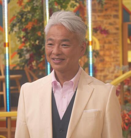 　取材会に出席した恵俊彰