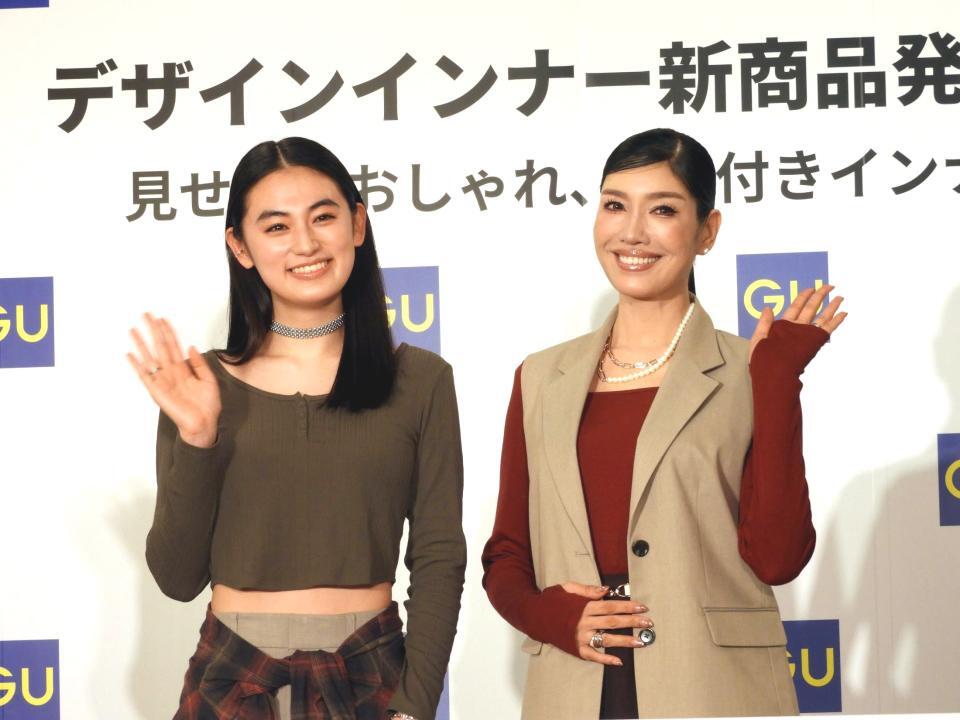 　イベントに出席したアンミカ（右）と八木莉可子