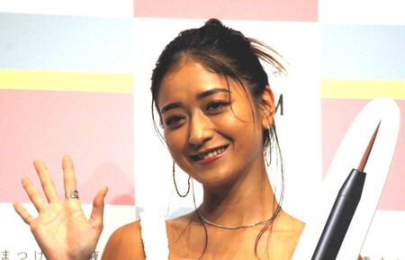 　会見に出席した池田美優