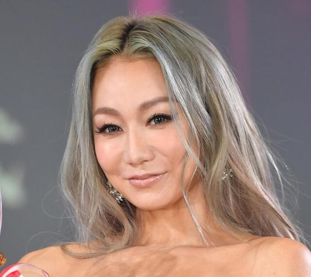 倖田來未 激変のニューヘアショットにファン歓喜「かわいすぎる」「すごくいい」/芸能/デイリースポーツ online