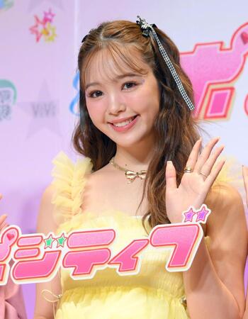 　「ＶｉＶｉ超ポジティブＥＸＰＯ２０２４」に登場した藤田ニコル（撮影・伊藤笙子）