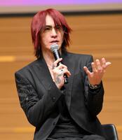 　ライブについて語るＬＵＮＡ　ＳＥＡ・ＳＵＧＩＺＯ（撮影・伊藤笙子）