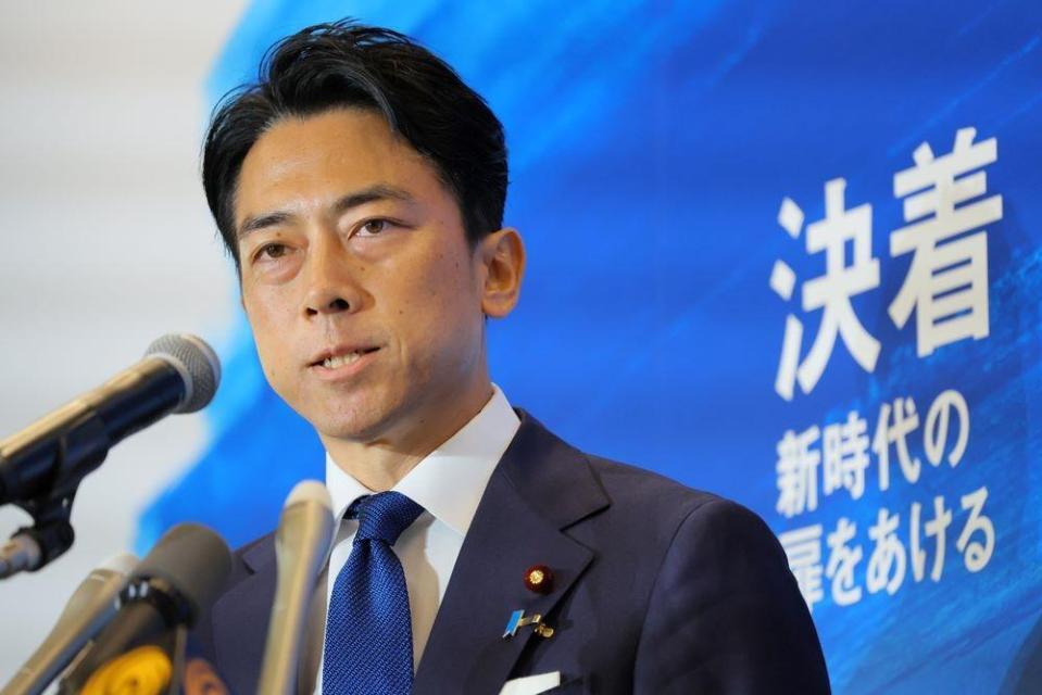 　会見する小泉進次郎元環境相（撮影・吉澤敬太）