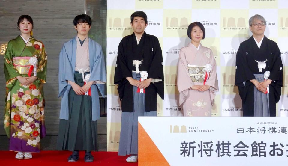 羽生善治会長「将棋界の総本山」新将棋会館お披露目式に藤井聡太七冠ら