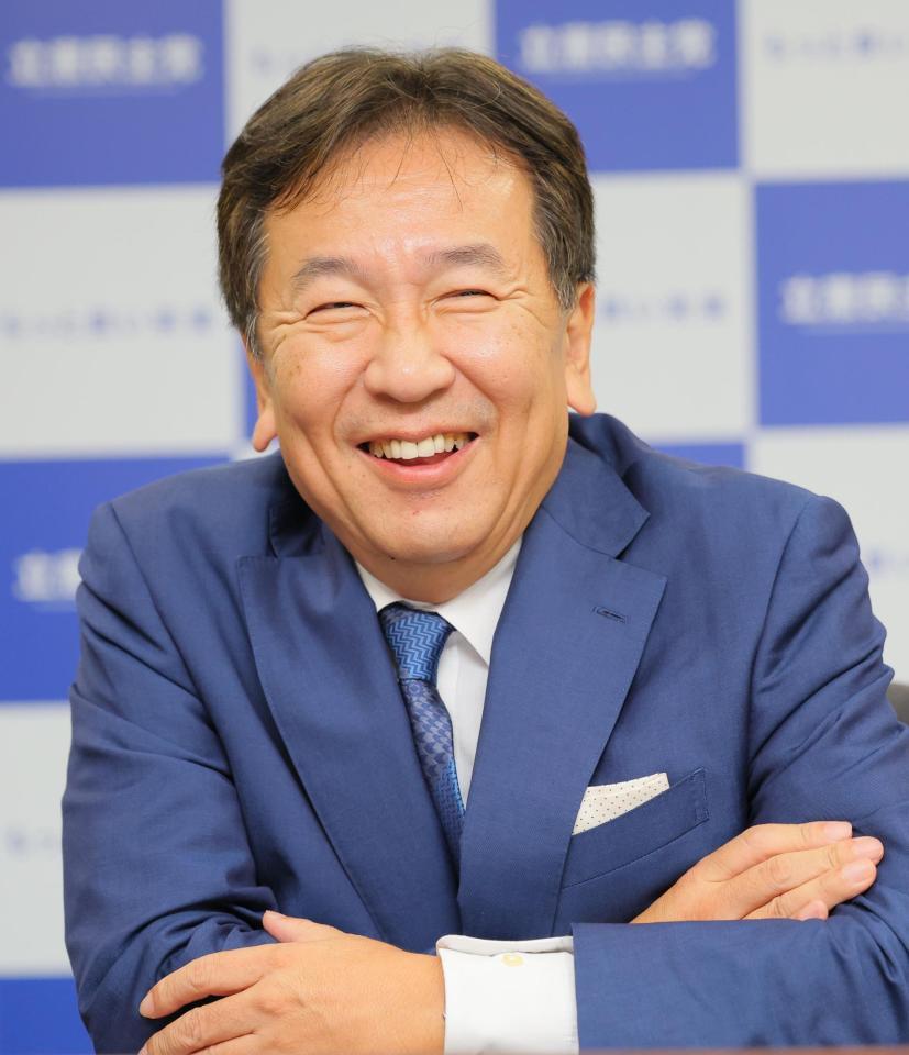 　笑顔を見せる枝野幸男前代表（撮影・吉澤敬太）