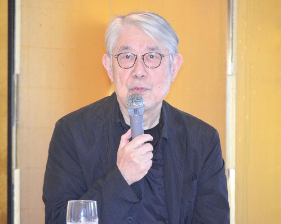 　会見に出席した松本隆氏