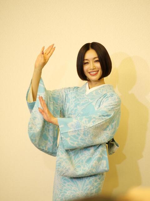 のりピー酒井法子の簡易保険クリアファイル のりピー酒井法子の簡易保険クリアファイル （Pin page）
