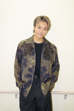 　開演前に笑顔を見せたＥＸＩＬＥ　ＴＡＫＡＨＩＲＯ