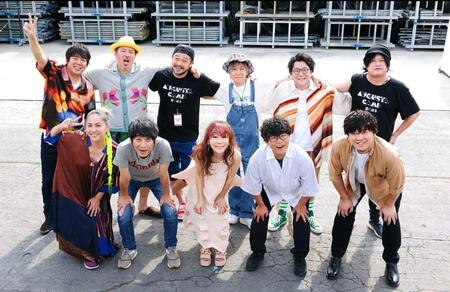 　「オーガスタキャンプ」に出演した（前列左から）元ちとせ、山崎まさよし、杏子、さかいゆう、秦基博（後列同）大橋卓弥、常田真太郎、竹原ピストル、岡本定義、松室政哉、長澤知之（Ｃ）福政良治