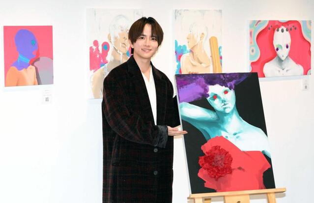 板垣李光人 初の個展に「ドキドキ」 お気に入りの作品は「肩と首を痛め