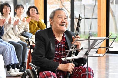 　ＴＢＳ系ドラマ「さよならマエストロ」での西田さん（ＴＢＳ提供）