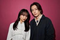 　ＭＢＳドラマ「初めましてこんにちは、離婚してください」にＷ主演の犬飼貴丈（右）と林芽亜里