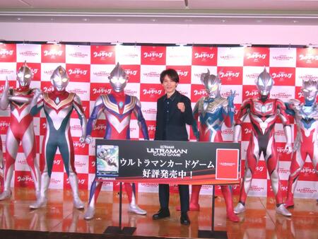 　総勢１０人のウルトラマンたちとコラボした長野博