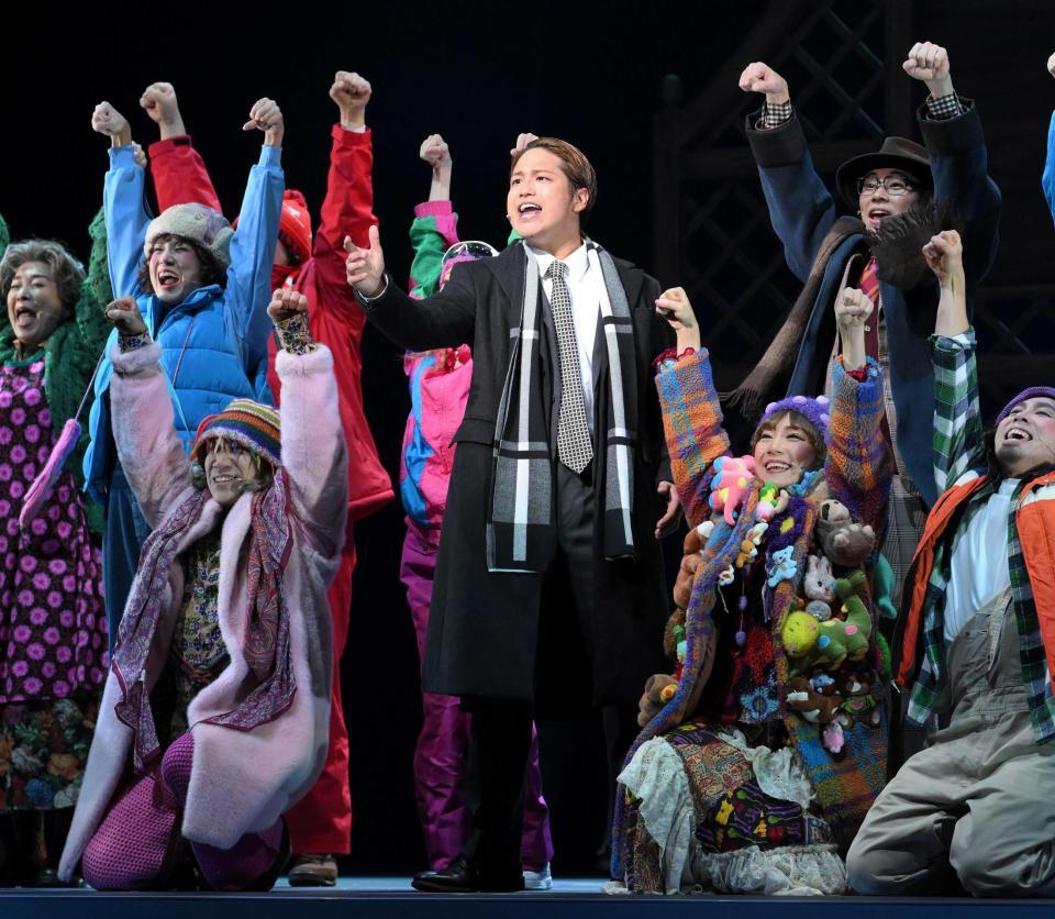 タイムループを繰り返す主人公を演じる桐山照史(中央)=撮影・伊藤笙子