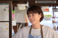 　主人公・万木朝顔を演じる上野樹里　©フジテレビ