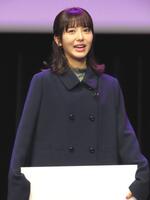 　イベントに出演した浜辺美波