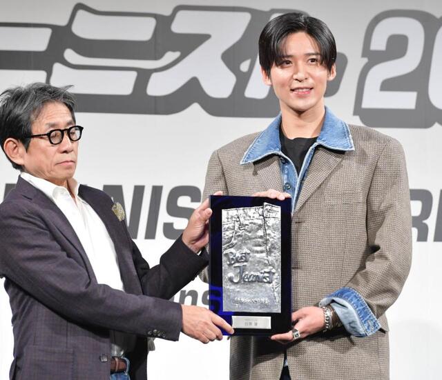 ベストジーニスト2024」目黒蓮が初受賞 みちょぱは3年連続選出で