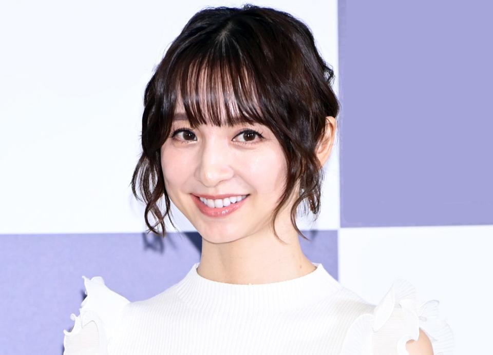 　篠田麻里子