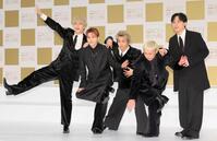 　喜ぶＤａ-ｉＣＥの（左から）岩岡徹、花村想太、和田颯、大野雄大、工藤大輝