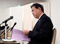 　記者会見する斎藤元彦兵庫県知事の代理人の奥見司弁護士