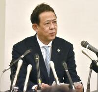 　会見した斎藤元彦知事代理人の奥見司弁護士