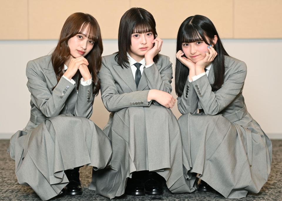 　ＷＨＩＴＥ　ＳＣＯＲＰＩＯＮの（左から）ＡＬＬＹ、ＨＡＮＮＡ、ＣＨＯＣＯ（撮影・棚橋慶太）