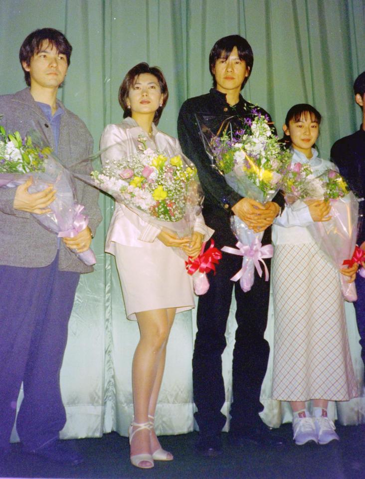 　映画「Ｌｏｖｅ　Ｌｅｔｔｅｒ」で豊川悦司らと共演した中山美穂さん＝１９９５年