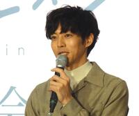 　出演する松坂桃李