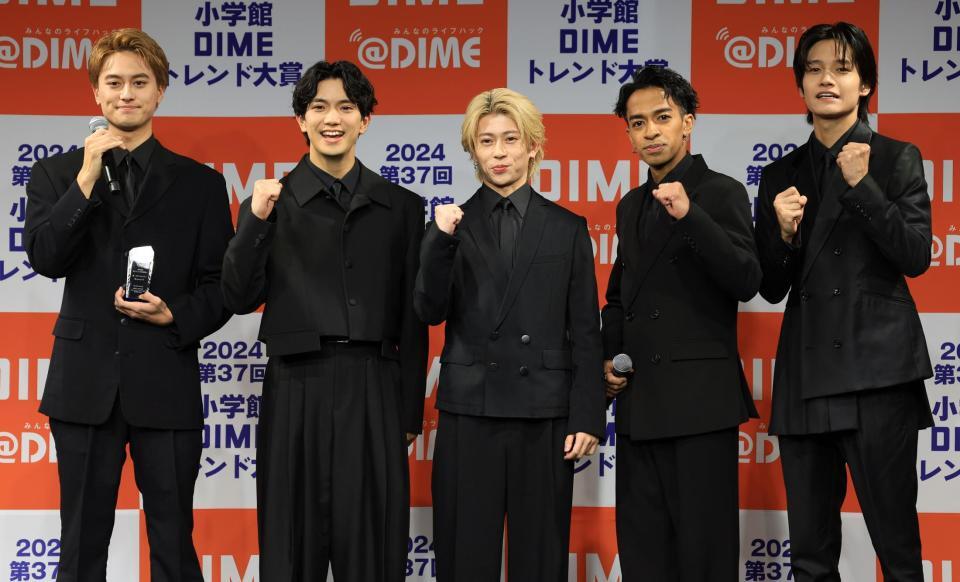 　Ａぇ！ｇｒｏｕｐ（左から）小島健、正門良規、末澤誠也、草間リチャード敬太、佐野晶哉（撮影・金田祐二）