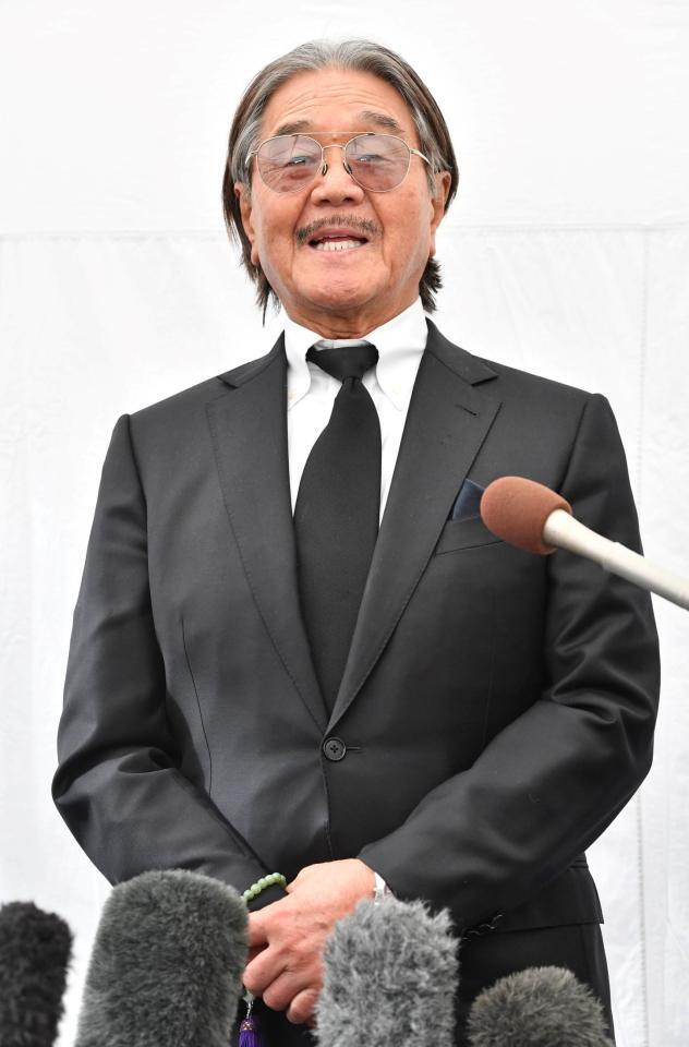　思い出を語る坂井宏行氏（撮影・持木克友）