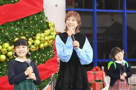 　トークイベントに出席した（左から）永瀬ゆずな、上野樹里、中村千歳（撮影・佐々木彰尚）