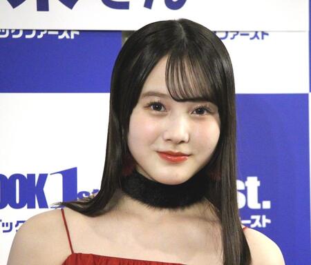 　カレンダー発売会見に出席した本田紗来