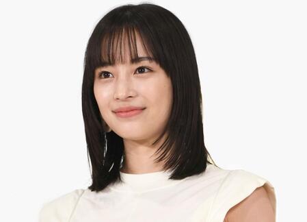 【写真】「アスリートたちが引いてる・・・」広瀬すずの無双ぶりに騒然 半袖Tシャツ姿で躍動